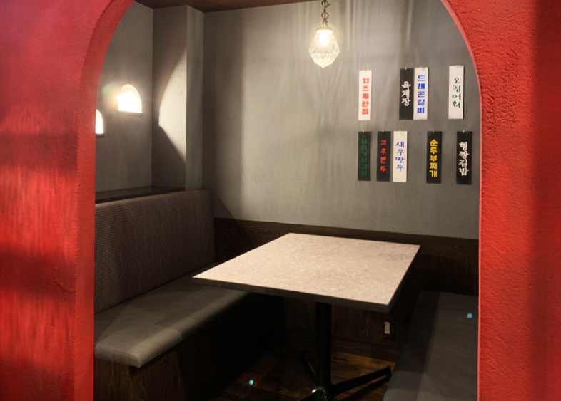 大分市韓国料理店さま　店舗新装・改装・内装・リニューアル工事　個室ブース内部